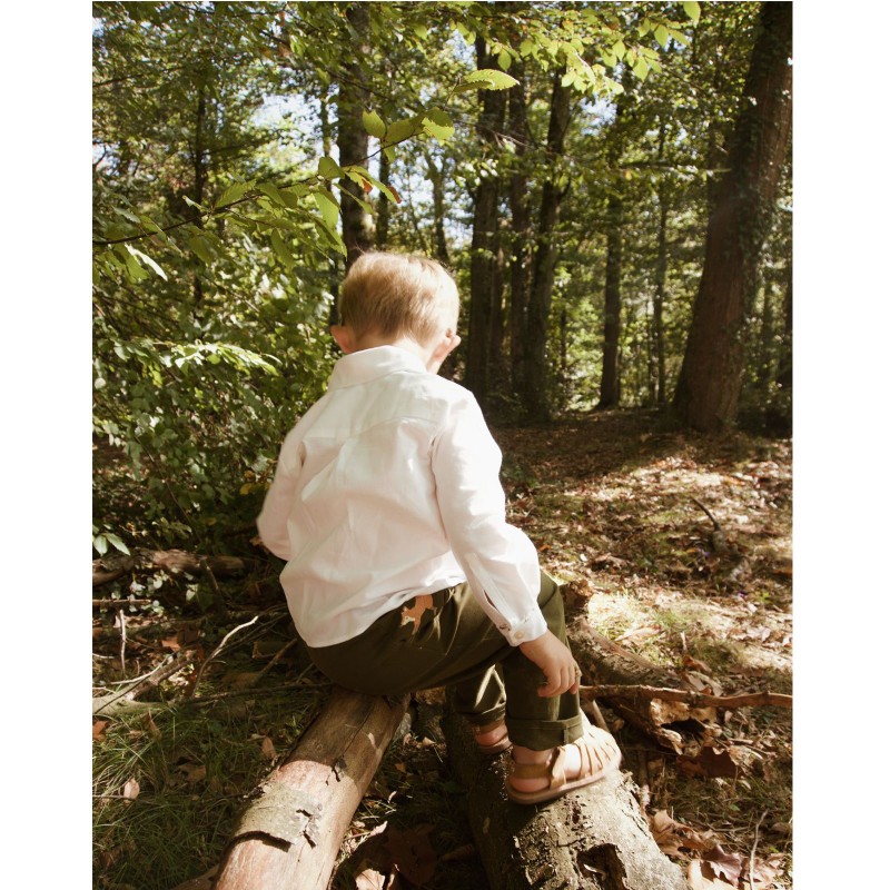 Sage green organic cotton twill trousers with an embroidered fox on the pocket. The waist is adjustable with an elastic band.